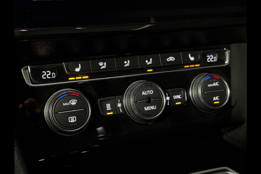 Volkswagen Passat Variant 2.0 TSI 4Motion Highline 280 PK UNIEK IN NL PANO|AMBIENT|CAMERA|ACC|STANDKACHEL|FULL LED|LEDER|18 INCH