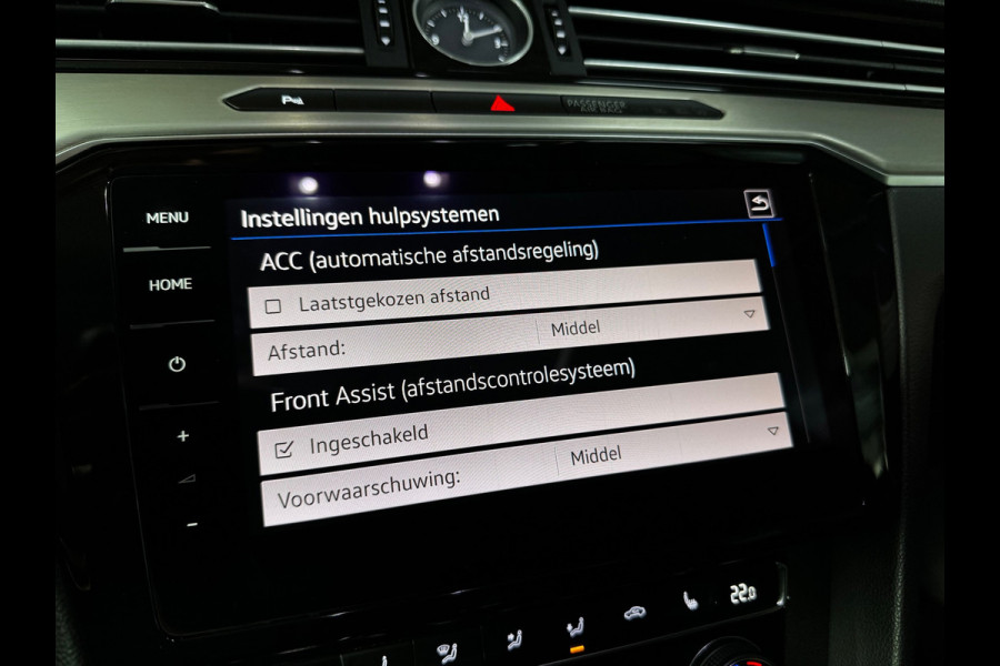 Volkswagen Passat Variant 2.0 TSI 4Motion Highline 280 PK UNIEK IN NL PANO|AMBIENT|CAMERA|ACC|STANDKACHEL|FULL LED|LEDER|18 INCH