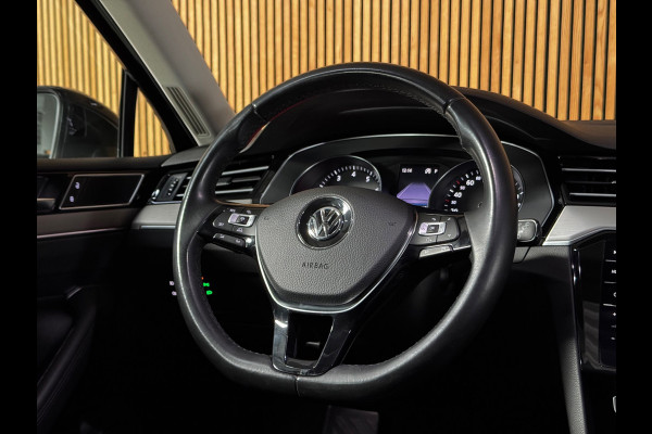 Volkswagen Passat Variant 2.0 TSI 4Motion Highline 280 PK UNIEK IN NL PANO|AMBIENT|CAMERA|ACC|STANDKACHEL|FULL LED|LEDER|18 INCH