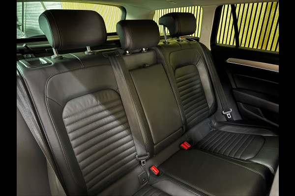 Volkswagen Passat Variant 2.0 TSI 4Motion Highline 280 PK UNIEK IN NL PANO|AMBIENT|CAMERA|ACC|STANDKACHEL|FULL LED|LEDER|18 INCH