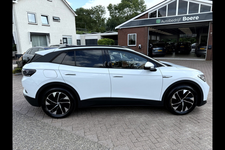 Volkswagen ID.4 Family 77 kWh SOH 91.7%, Panoramadak, Trekhaak, Camera, Stoelverwarming