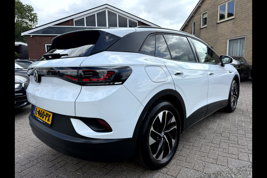 Volkswagen ID.4 Family 77 kWh SOH 91.7%, Panoramadak, Trekhaak, Camera, Stoelverwarming