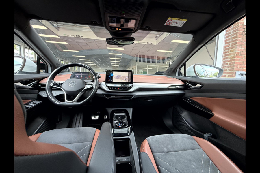 Volkswagen ID.4 Family 77 kWh SOH 91.7%, Panoramadak, Trekhaak, Camera, Stoelverwarming