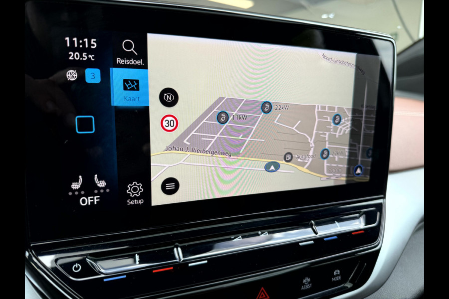 Volkswagen ID.4 Family 77 kWh SOH 91.7%, Panoramadak, Trekhaak, Camera, Stoelverwarming