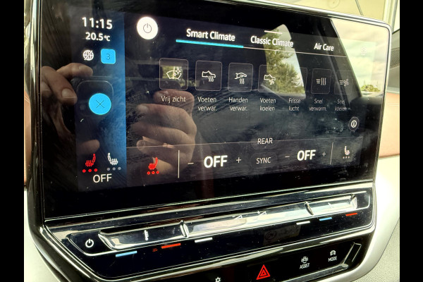 Volkswagen ID.4 Family 77 kWh SOH 91.7%, Panoramadak, Trekhaak, Camera, Stoelverwarming