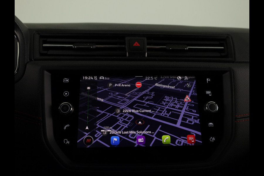 Seat Arona 1.0 TSI FR Limited Edition | Full map navigatie systeem | Climatronic | 18 inch LM-velgen | LED koplampen | Dodehoek detectie