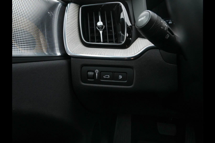 Volvo XC60 2.0 T8 Twin Engine Inscription AWD (Plug-In) *PANO | LEATHER | FULL-LED | BOWERS&WILKINS | MEMORY-PACK | BLINDSPOT | DIGI-COCKPIT | HEATED-COMFORTSEATS | TOPVIEW | NAVI-FULLMAP | ECC | PDC | HEAD-UP |  TOWBAR | 20''ALU *