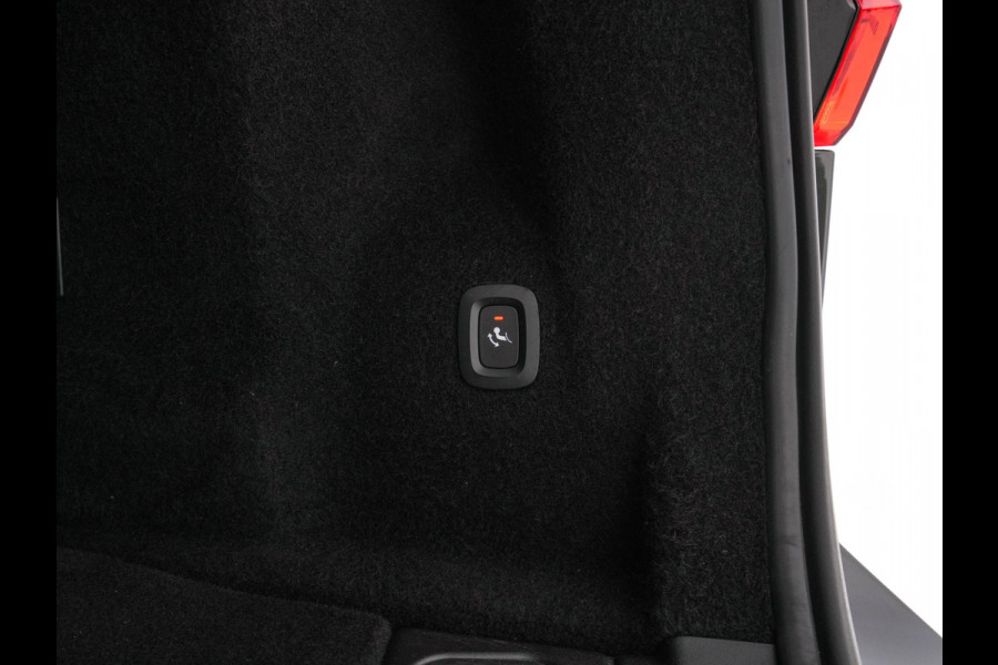 Volvo XC60 2.0 T8 Twin Engine Inscription AWD (Plug-In) *PANO | LEATHER | FULL-LED | BOWERS&WILKINS | MEMORY-PACK | BLINDSPOT | DIGI-COCKPIT | HEATED-COMFORTSEATS | TOPVIEW | NAVI-FULLMAP | ECC | PDC | HEAD-UP |  TOWBAR | 20''ALU *