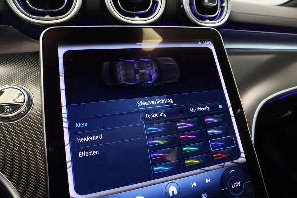 Mercedes-Benz C-Klasse 300 4MATIC AMG Line Burmester ACC Lane Assist Camera 24 Maanden garantie* (Vraag naar de voorwaarden)