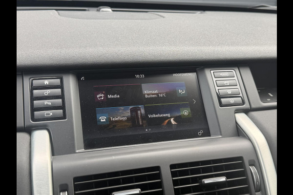 Land Rover Discovery Sport 2.0 TD4 HSE Dynamic | Panoramadak | Camera | Trekhaak | Navigatie | Stoelverwarming |