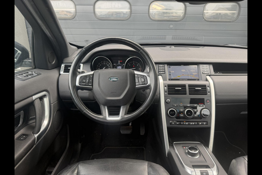 Land Rover Discovery Sport 2.0 TD4 HSE Dynamic | Panoramadak | Camera | Trekhaak | Navigatie | Stoelverwarming |