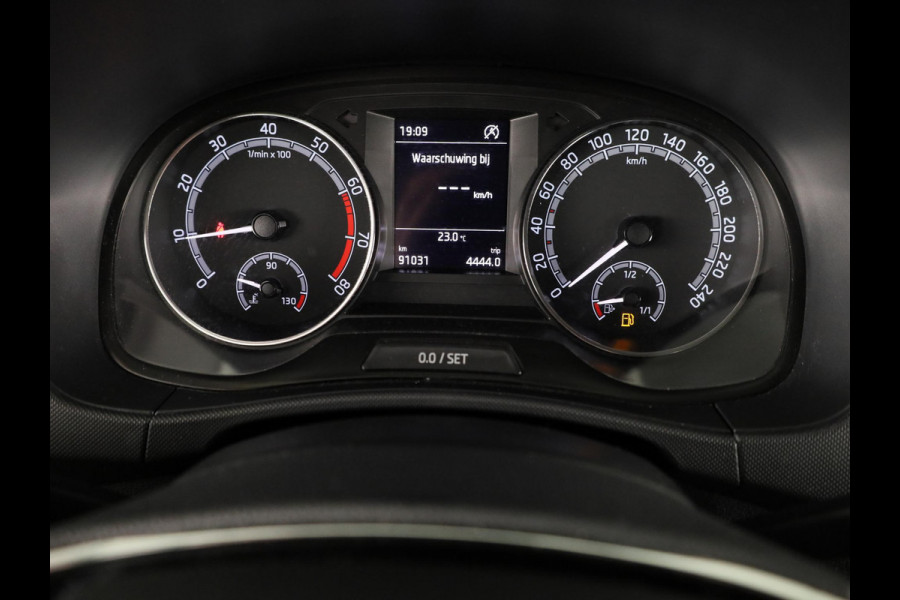 Škoda Fabia Combi 1.0 TSI Ambition | Airconditioning | Apple Car Play / Android Auto | Cruise control