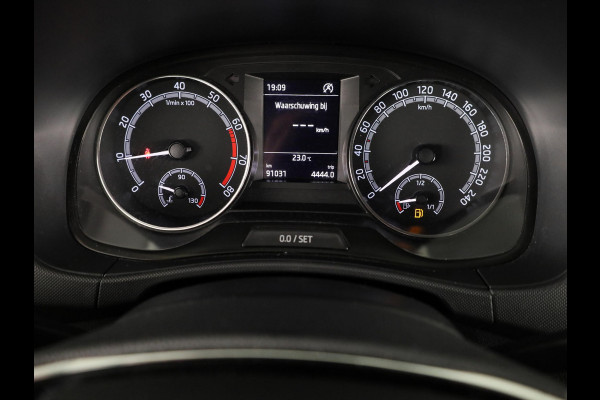 Škoda Fabia Combi 1.0 TSI Ambition | Airconditioning | Apple Car Play / Android Auto | Cruise control