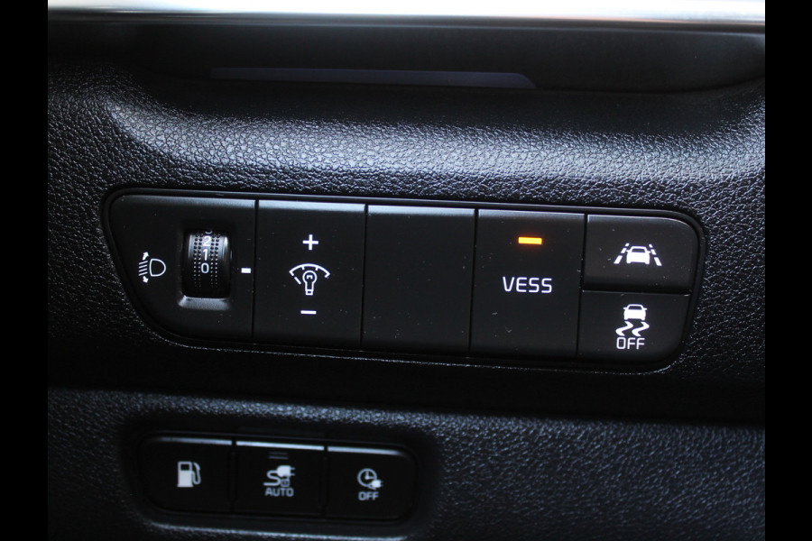 Kia Niro 1.6 GDi PHEV DynamicLine CARPLAY | CAMERA | CLIMATE | LED | DAB | ADAPCRUISE | LMV16 | NAVI | LEER/STOF