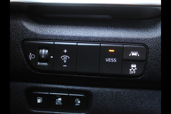 Kia Niro 1.6 GDi PHEV DynamicLine CARPLAY | CAMERA | CLIMATE | LED | DAB | ADAPCRUISE | LMV16 | NAVI | LEER/STOF