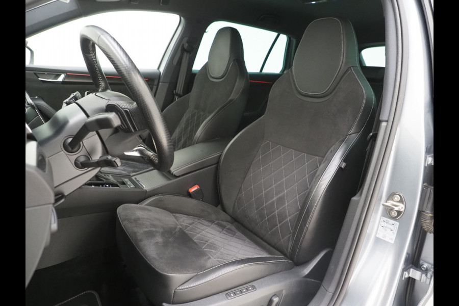 Škoda Superb Combi 1.4 TSI iV Sportline | Leder/Alcantara | Trekhaak | Carbon | 360 | Memory | Keyless | Adaptive Cruise