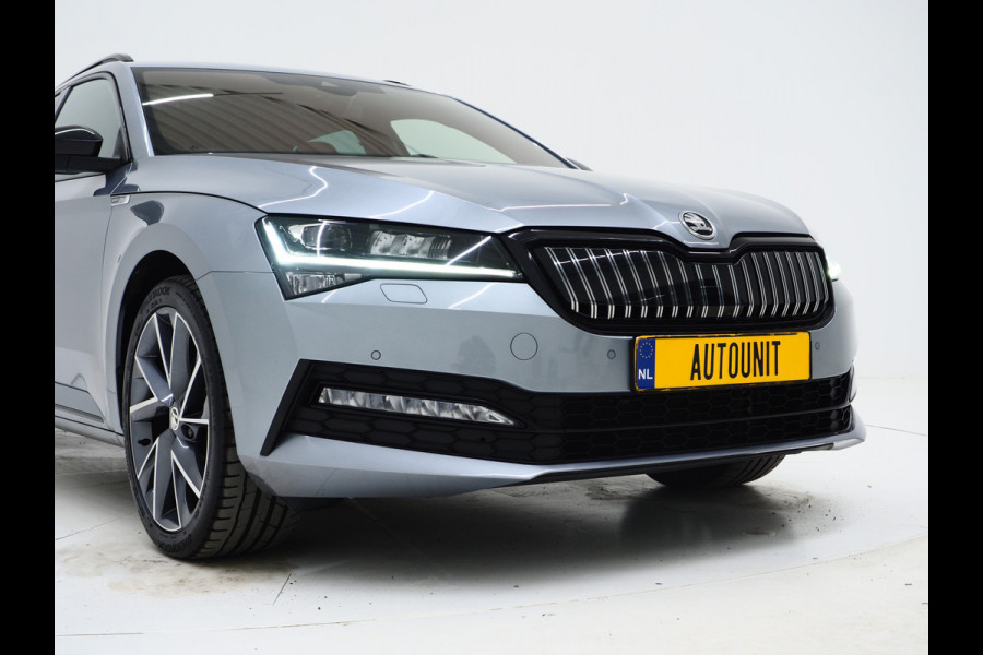 Škoda Superb Combi 1.4 TSI iV Sportline | Leder/Alcantara | Trekhaak | Carbon | 360 | Memory | Keyless | Adaptive Cruise