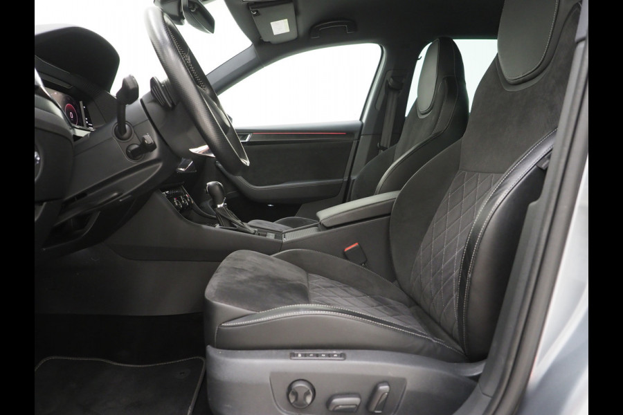 Škoda Superb Combi 1.4 TSI iV Sportline | Leder/Alcantara | Trekhaak | Carbon | 360 | Memory | Keyless | Adaptive Cruise