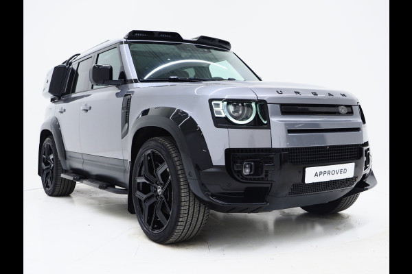Land Rover Defender 110 2.0 P400e 110 Urban WideTrack Look | Panoramadak | Explorer Pack | Sidesteps | Lightbar | Trekhaak | Meridian