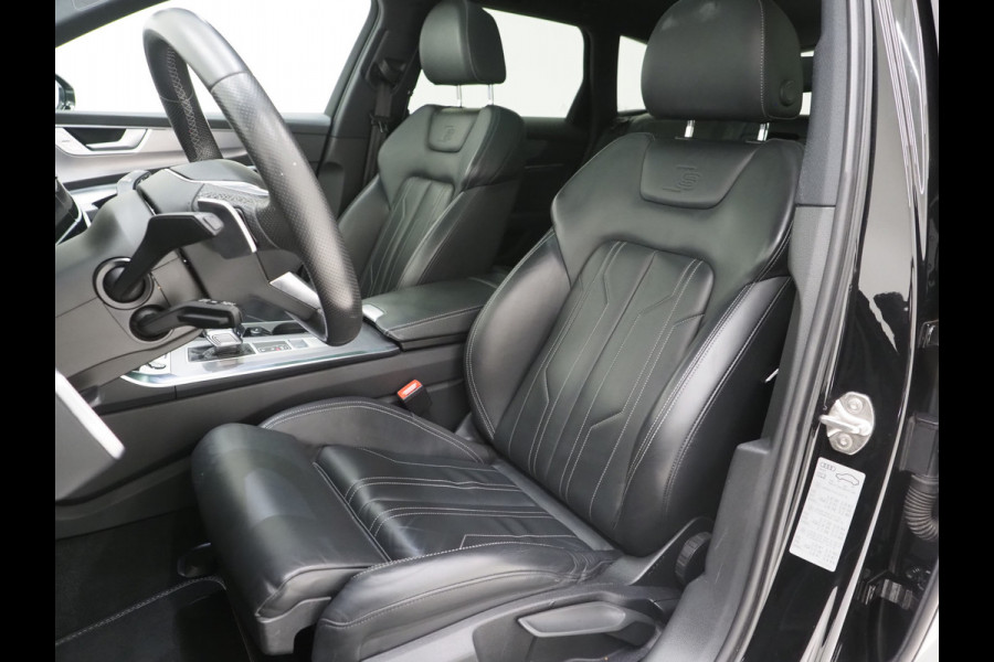 Audi A6 Avant 55 TFSI e quattro Competition Full Black | Panoramadak | Leder | B&O Audio | Camera | Stoelverwarming | Cruise | Carplay