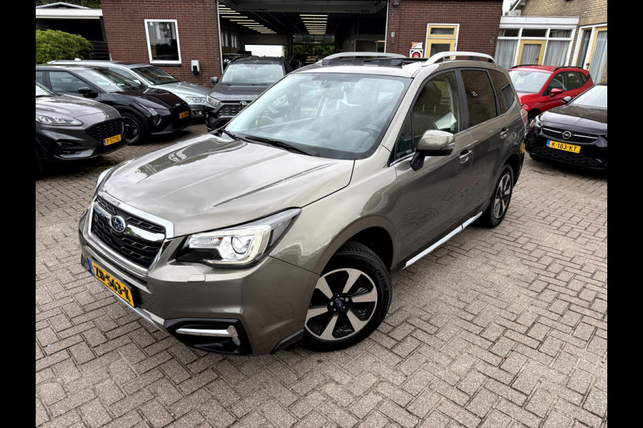 Subaru Forester 2.0 Premium NL. Auto, Vol Opties.