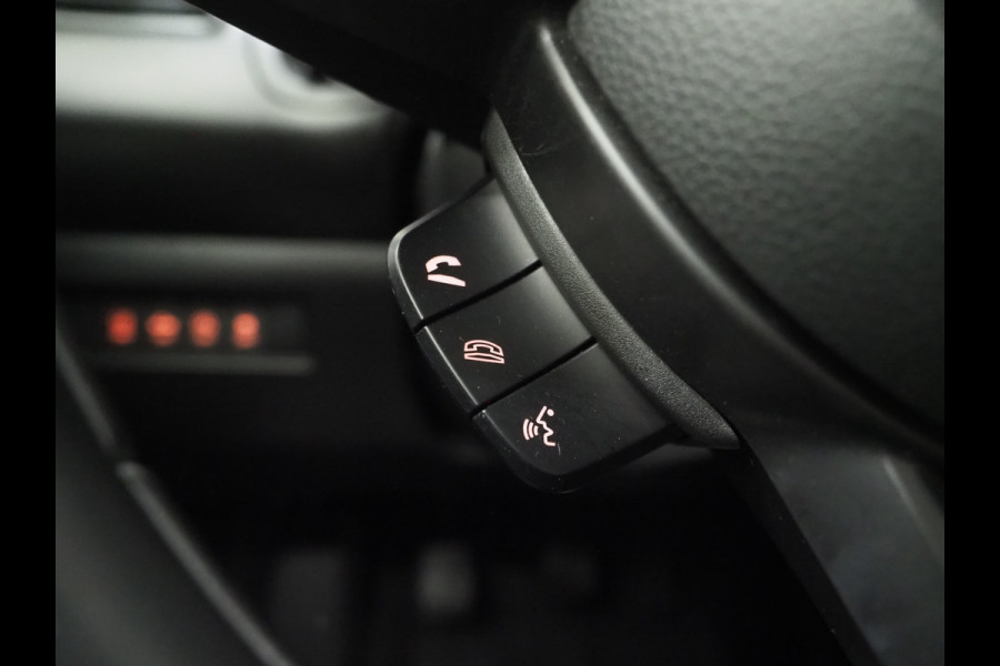 Suzuki Swift 1.0 Style Smart Hybrid | Camera | Stoelverwarming | Keyless | Adaptive Cruise | Climate | LED | Carplay