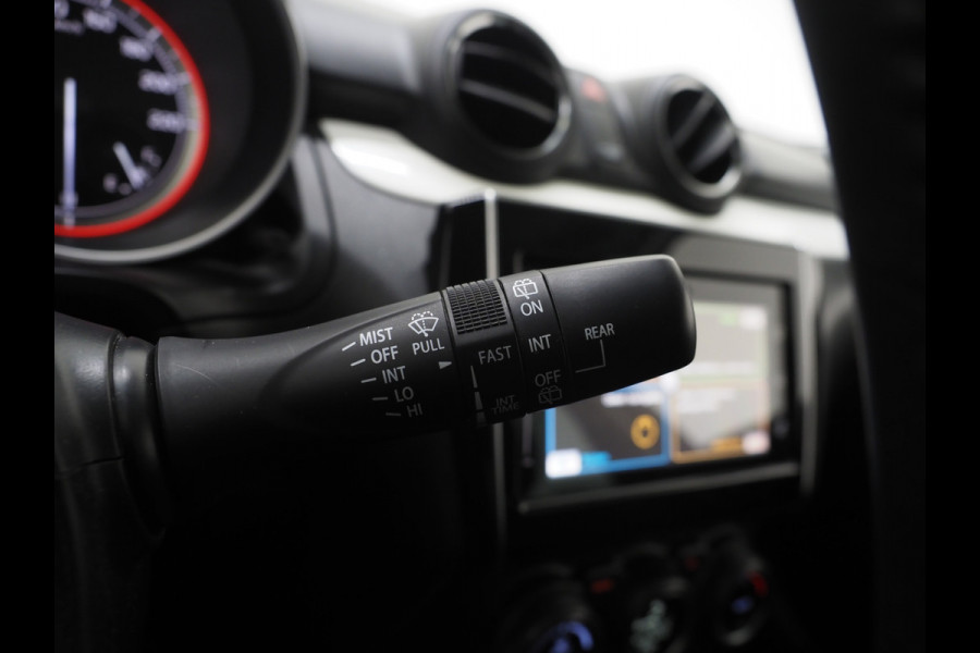Suzuki Swift 1.0 Style Smart Hybrid | Camera | Stoelverwarming | Keyless | Adaptive Cruise | Climate | LED | Carplay