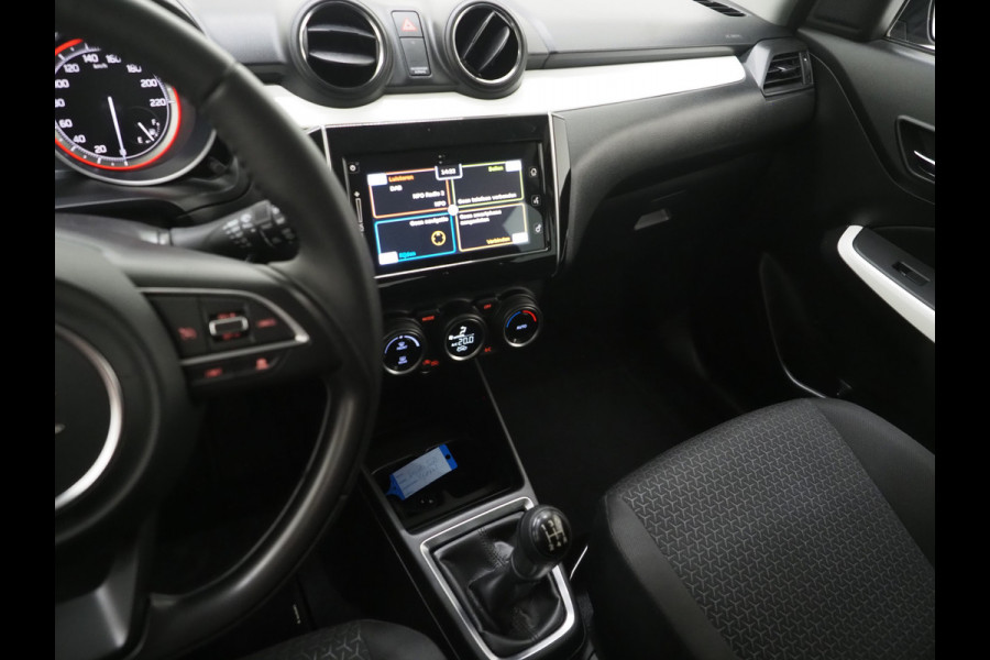 Suzuki Swift 1.0 Style Smart Hybrid | Camera | Stoelverwarming | Keyless | Adaptive Cruise | Climate | LED | Carplay