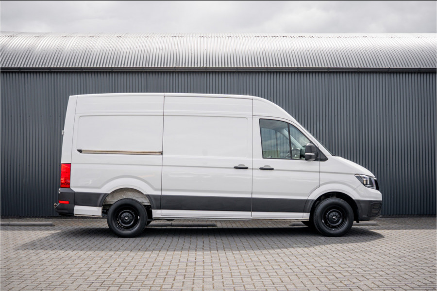 MAN TGE 2.0 TDI | L3H3 | 140 PK | 3-Zits | Trekhaak 3.0T | 1e Eigenaar | Camera | Carplay | Cruise | Airco | Trekhaak