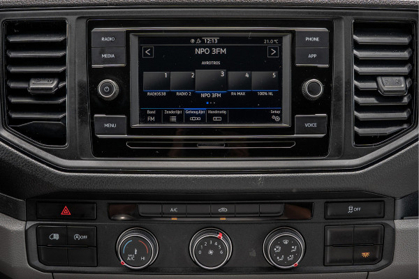 MAN TGE 2.0 TDI | L3H3 | 140 PK | 3-Zits | Trekhaak 3.0T | 1e Eigenaar | Camera | Carplay | Cruise | Airco | Trekhaak