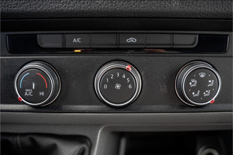 MAN TGE 2.0 TDI | L3H3 | 140 PK | 3-Zits | Trekhaak 3.0T | 1e Eigenaar | Camera | Carplay | Cruise | Airco | Trekhaak