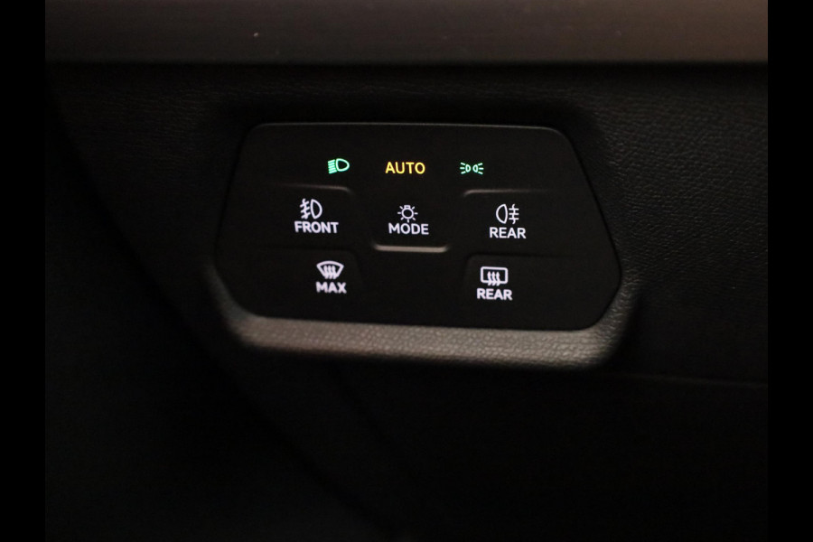 Seat Leon Sportstourer 1.5 TSI e-Hybrid FR PHEV First Edition 204 pk Automaat | Verlengde garantie | Navigatie | Parkeersensoren (Park assist) | Achteruitrijcamera | Adaptieve cruise control | Matrix LED koplampen |