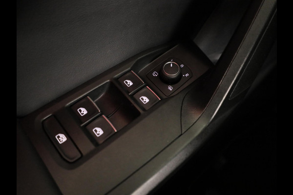 Seat Leon Sportstourer 1.5 TSI e-Hybrid FR PHEV First Edition 204 pk Automaat | Verlengde garantie | Navigatie | Parkeersensoren (Park assist) | Achteruitrijcamera | Adaptieve cruise control | Matrix LED koplampen |