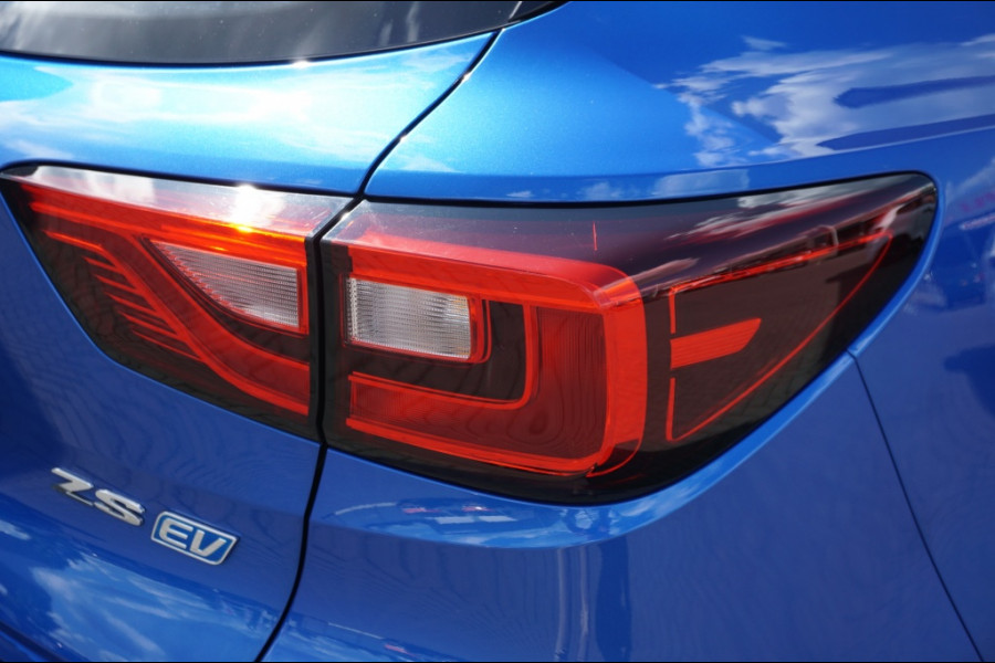 MG Mg Zs EV Luxury 45 KWH | LEDER | SCHUIFDAK | CAMERA | SNELLADER