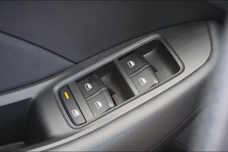 MG Mg Zs EV Luxury 45 KWH | LEDER | SCHUIFDAK | CAMERA | SNELLADER