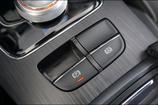 MG Mg Zs EV Luxury 45 KWH | LEDER | SCHUIFDAK | CAMERA | SNELLADER
