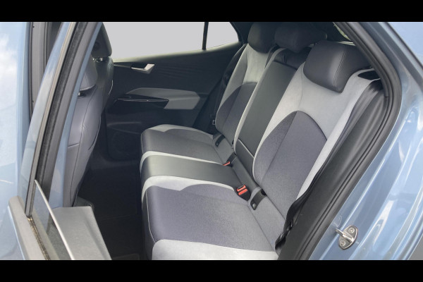 Volkswagen ID.3 Business 58 kWh 204pk | Camera | Stoelverwarming | IQ light | Carplay