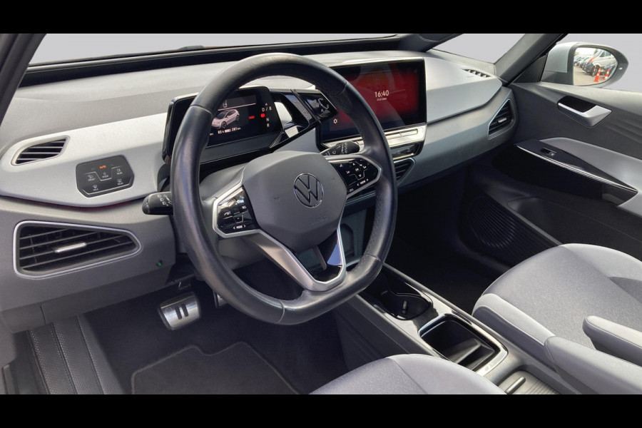 Volkswagen ID.3 Business 58 kWh 204pk | Camera | Stoelverwarming | IQ light | Carplay
