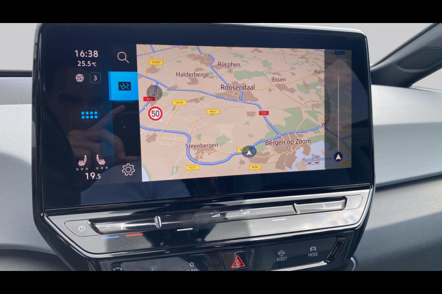 Volkswagen ID.3 Business 58 kWh 204pk | Camera | Stoelverwarming | IQ light | Carplay