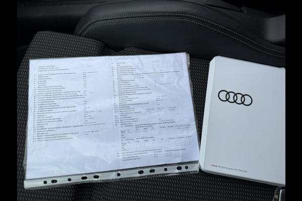 Audi A3 Sportback 35 TFSI S edition | 3X S-LINE IN & EXTERIEUR + ONDERSTEL | MILD-HYBRIDE  | NAVI + CARPLAY | STOELVERWARMING | CAMERA | ALL SEASON BANDEN | FULL LED | RIJKLAAR MET 12 MND BOVAG GARANTIE |