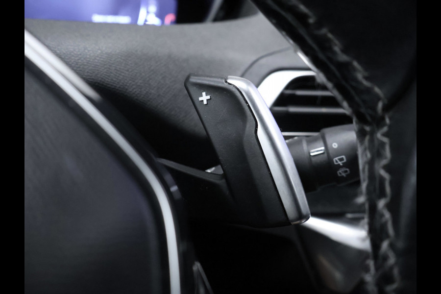 Peugeot 3008 1.2 PureTech Allure Avantage Sport (APPLE CARPLAY,NAVI,CAMERA,360 VIEW,CLIMATE,CRUISE,GETINT,LED,TREKHAAK,LM VELGEN)