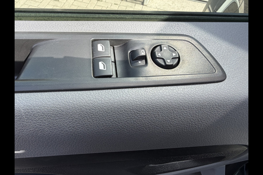 Peugeot e-Expert Standard Premium 75 kWh Cruise Control/achteruitrijcamera