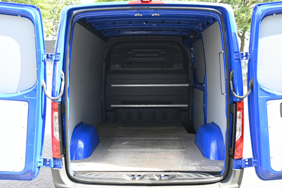 Mercedes-Benz Sprinter 316 CDI L1H1 RWD Trekhaak, MBUX met camera