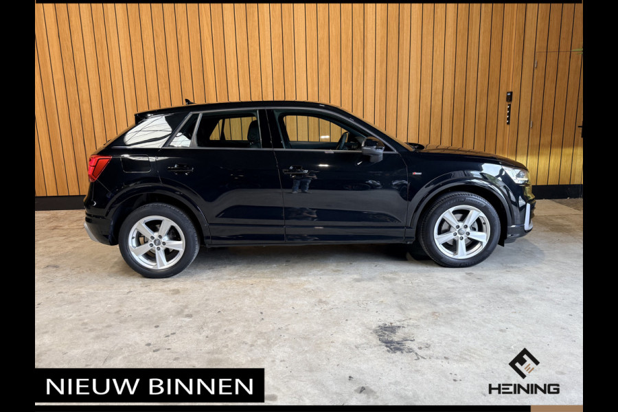 Audi Q2 35 TFSI CoD Sport S line Edition. 150 PK Automaat. Leer. Navi. Cruise. Van eerste eigenaar met NAP.