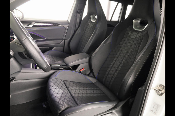 Volkswagen Tiguan 1.5 eHybrid R-Line Edition 204PK | Automaat (DSG) | Black Style | Panoramadak | 20 Inch