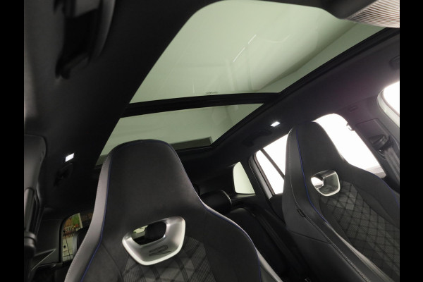 Volkswagen Tiguan 1.5 eHybrid R-Line Edition 204PK | Automaat (DSG) | Black Style | Panoramadak | 20 Inch