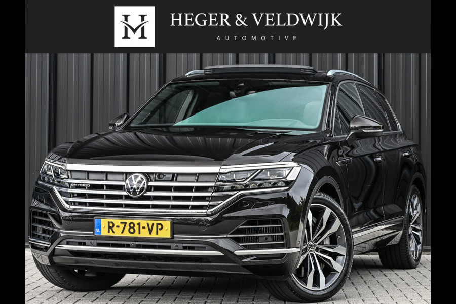 Volkswagen Touareg 3.0 TSi eHybrid 4MOTION | Panoramadak | Night Vision | Luchtvering | Massagestoelen + Ventilatie | Dynaudio | HUD | 360 Camera | Ambiance Interieur | Trekhaak | Soft Close | Stoelverwarming V+A |