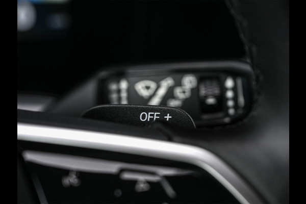 Volkswagen Touareg 3.0 TSi eHybrid 4MOTION | Panoramadak | Night Vision | Luchtvering | Massagestoelen + Ventilatie | Dynaudio | HUD | 360 Camera | Ambiance Interieur | Trekhaak | Soft Close | Stoelverwarming V+A |