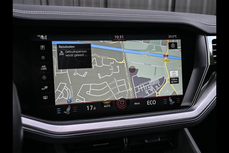 Volkswagen Touareg 3.0 TSi eHybrid 4MOTION | Panoramadak | Night Vision | Luchtvering | Massagestoelen + Ventilatie | Dynaudio | HUD | 360 Camera | Ambiance Interieur | Trekhaak | Soft Close | Stoelverwarming V+A |