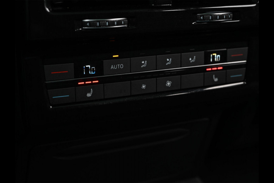 Volkswagen Touareg 3.0 TSi eHybrid 4MOTION | Panoramadak | Night Vision | Luchtvering | Massagestoelen + Ventilatie | Dynaudio | HUD | 360 Camera | Ambiance Interieur | Trekhaak | Soft Close | Stoelverwarming V+A |